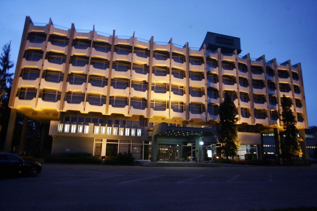 سزومباثيلي Hotel Claudius المظهر الخارجي الصورة