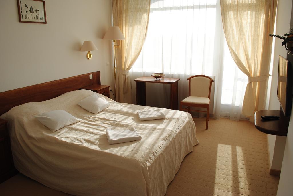 سزومباثيلي Hotel Claudius المظهر الخارجي الصورة