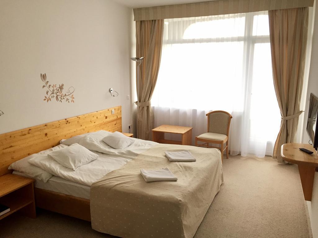 سزومباثيلي Hotel Claudius المظهر الخارجي الصورة